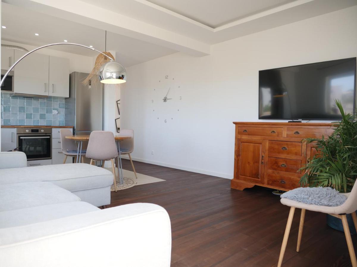 Cozy Apartment With Sea View Over Meia Praia ลากอส ภายนอก รูปภาพ