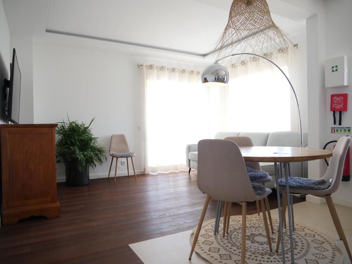 Cozy Apartment With Sea View Over Meia Praia ลากอส ภายนอก รูปภาพ