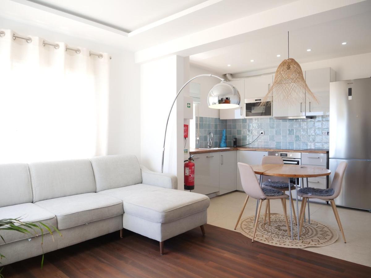Cozy Apartment With Sea View Over Meia Praia ลากอส ภายนอก รูปภาพ